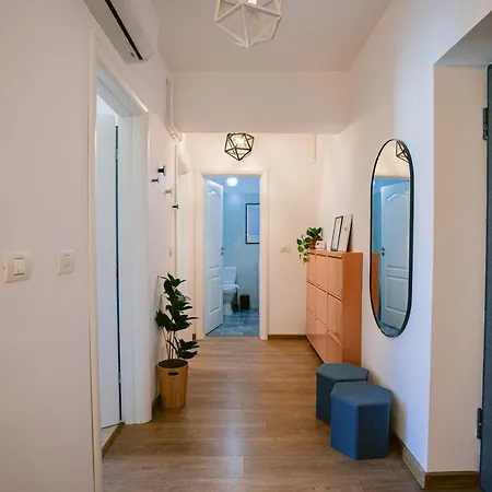 Regie Sunset Apartment *
